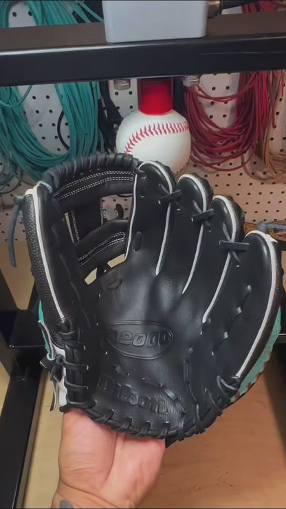 Mitt Master Machine Baseball and Softball Glove Break-in Machine